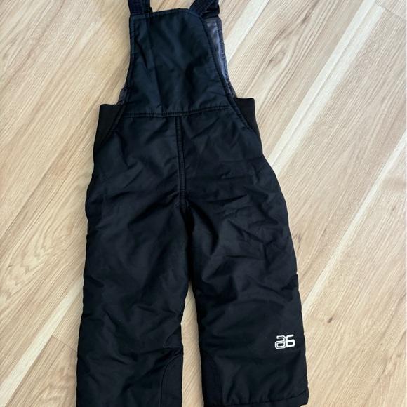Arctix Kids Ski Snow Pants Bib Overalls 24 months Insulated Black EUC - Picture 4 of 4
